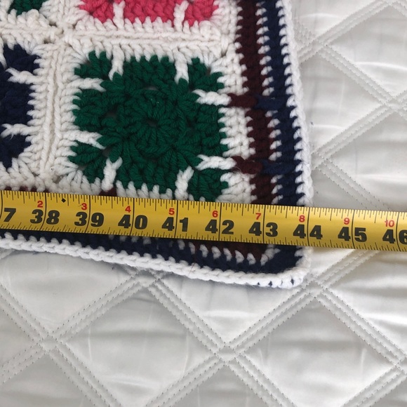Granny Square Crocheted Afghan Baby Throw Blanket Please Read - Picture 4 of 4
